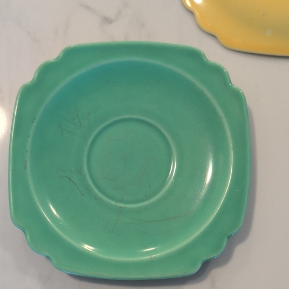 Colorful Square Plates Set - Picture 7 of 9